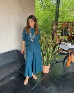 PHOTO: टिप टिप बरसा गर्ल रवीना टंडनने शेअर केला नवीन अवतार; पाहा फोटो!