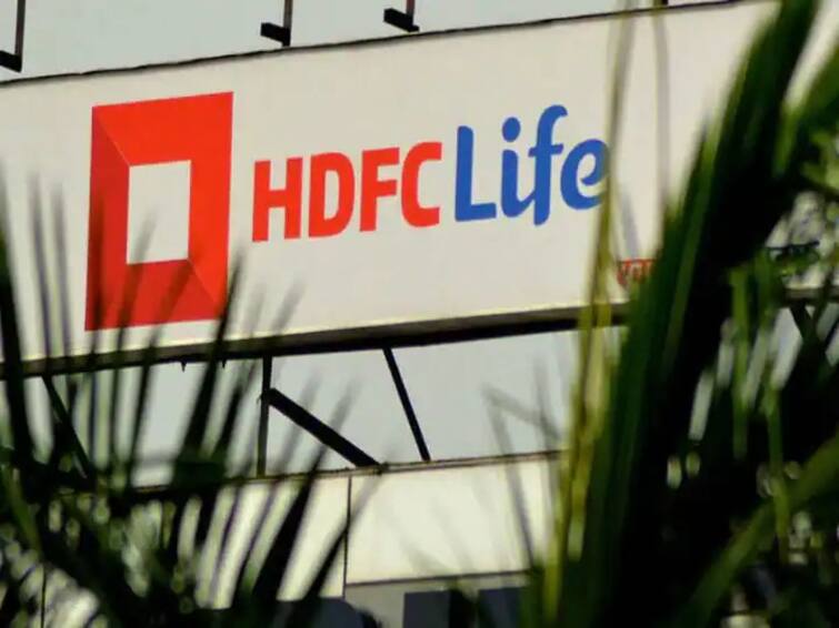 hdfc life to give rs 2465 crore bonus to its policyholders check details here  HDFC Life : एचडीएफसी लाईफच्या पॉलिसीधारकांसाठी खुशखबर! कंपनीने जाहीर केला बोनस  