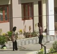 વડોદરાઃ માનસિક બિમાર ભાઈએ જ બહેન પર છરી વડે કર્યો હુમલો, જુઓ આ વીડિયો