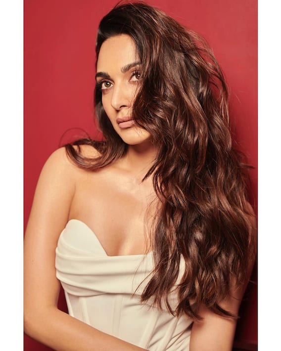 Kiara Advani Nails An Off Shoulder Bodycon Dress. SEE PICS
