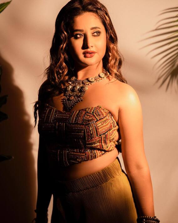 Photo: Oops... The magic of Rashmi Desai's beauty;  New photoshoot in discussion!