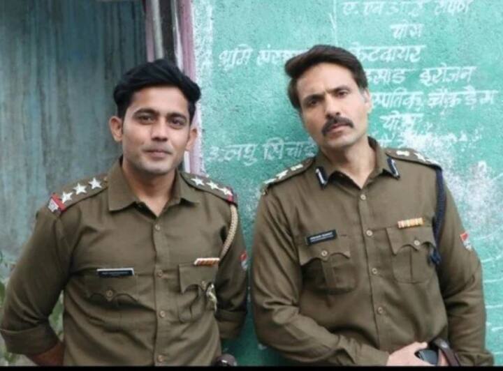 दून कांड - वूट ने हाल ही में अपनी वेब सीरीज 'दून कांड' रिलीज की है. सस्पेंस और थ्रिलर से भरपूर इस सीरीज में उत्तराखंड में एक बदले की कहानी को दिखाया गया है और ये कहानी चोर और पुलिस के बीच की है.