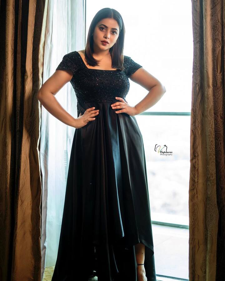 పూర్ణ అందమైన ఫోటోలు  -Image Credit:Shamna Kkasim /Instagram