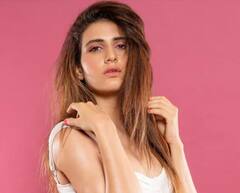 Fatima Sana Saikh: ਫਾਤਿਮਾ ਸਨਾ ਸ਼ੇਖ ਵ੍ਹਾਈਟ ਕਲਰ ਦੀ ਸ਼ਾਰਟ ਡਰੈੱਸ 'ਚ ਕਿਲਰ ਲੁੱਕ ਦਿੰਦੀ ਆਈ ਨਜ਼ਰ, ਅਦਾਵਾਂ ਬਣਾ ਦੇਣਗੀਆਂ ਦੀਵਾਨਾ