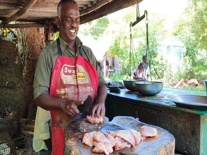 sivagangai Chicken cutting  beyond visual challenge Zakir Hussain sows hope Inspiration story Inspiration: பார்வைச் சவாலைத் தாண்டி கோழிக்கறி வெட்டும் மாற்றுத்திறனாளி;  நம்பிக்கையை விதைக்கும் ஜாகிர் உசேன் !