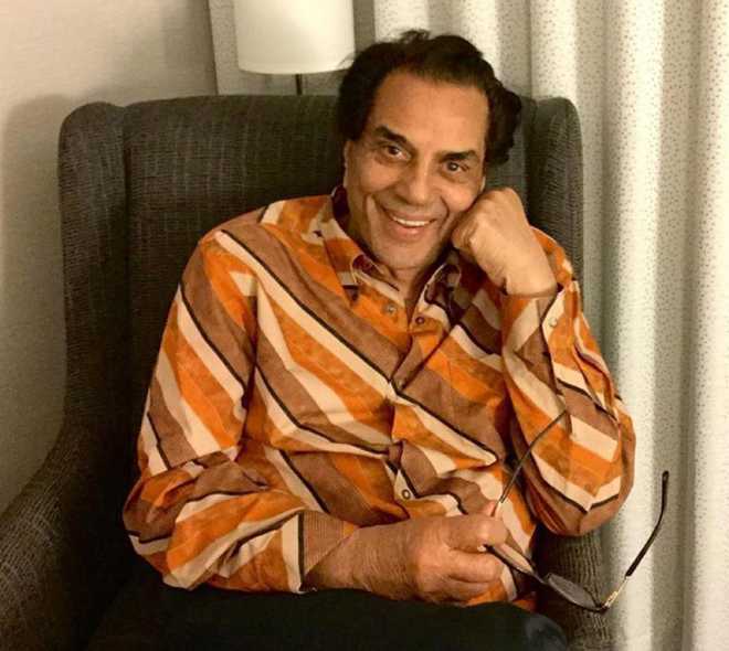 Dharmendra: जब शराब पीकर सेट पर पहुंच जाते थे धर्मेंद्र, इस एक्ट्रेस के टोकने पर उठाया था ये कदम!