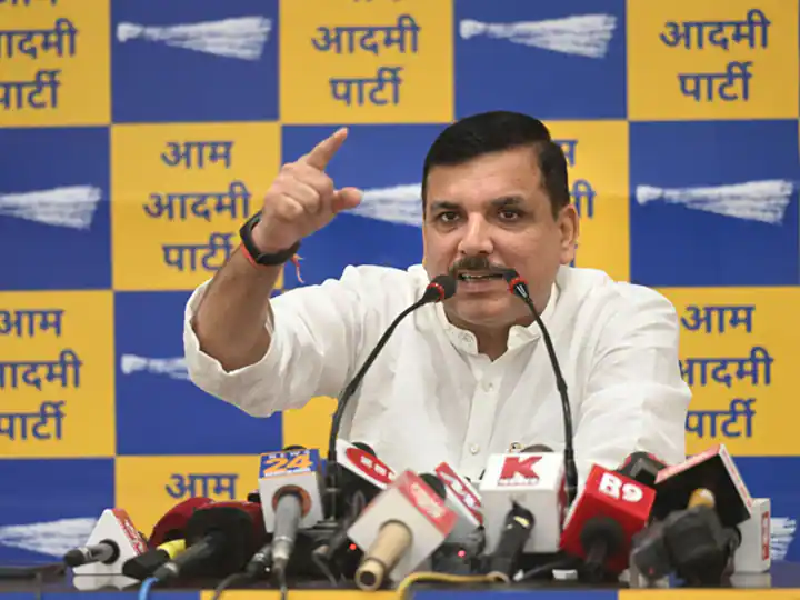 Delhi News : ਕੇਂਦਰ ਨੇ ਦਿੱਲੀ 'ਚ 53 ਮੰਦਰਾਂ ਨੂੰ ਤੋੜਣ ਲਈ ਲਿਖਿਆ ਪੱਤਰ, AAP ਬੋਲੀ- ਬੀਜੇਪੀ ਦਾ ਅਸਲੀ ਚਿਹਰਾ ਹੋਇਆ ਉਜਾਗਰ