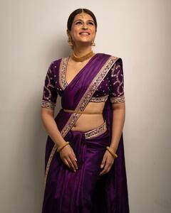Shraddha Das: బుగ్గలో సొట్ట, చిట్టి నడుము, నడుము చుట్టూ వడ్డాణం, చీరలో శ్రద్ధా దాస్ కేక