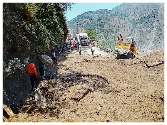 IN PICS | Flash Floods, Landslides Throw Life Out Of Gear In Several Places In J&K