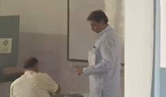 Rampur-Azamgarh Bypoll में वोटिंग प्रतिशत ने नेताओं की चिंता बढ़ाई! |Hindi News