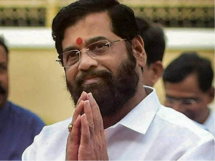 Maharashtra Political Crisis: Is the Legislature of Rebel Shiv Sainiks in Danger? Know all about Anti-defection law Maharashtra Political Crisis: क्या बागी शिव सैनिकों की विधायकी खतरे में है? जानें दल बदल विरोधी कानून के बारे में सबकुछ