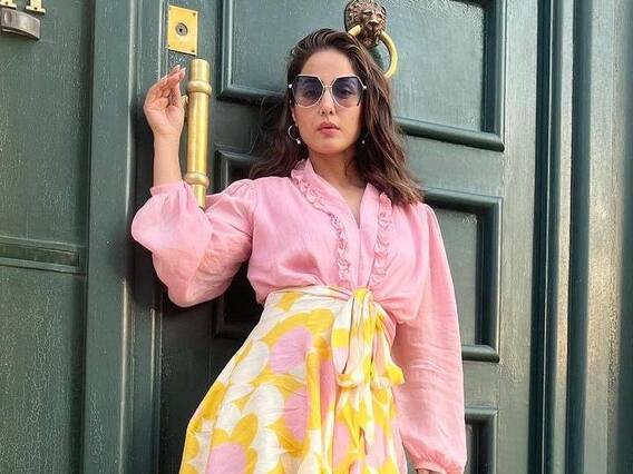 Hina khan Latest Photo's Hina khan ने मिनी स्कर्ट पहन कर किया स्टाइलिश फोटोशूट; तस्वीरों की तरफ देखो!