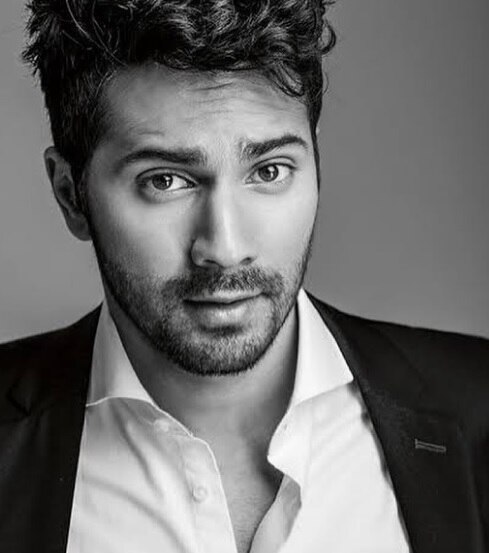 Varun Dhawan Movies : पापा की बायोपिक करना चाहते हैं वरुण धवन, बोले 'उनकी जिंदगी में कई उतार चढ़ाव आए हैं