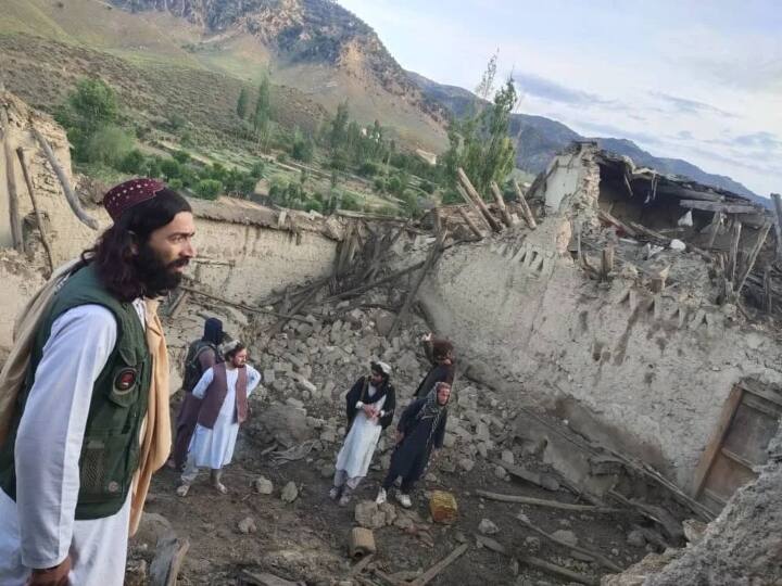 मामुंदजई ने कहा कि मानवीय संकट और प्राकृतिक आपदा (Natural Calamity) के कारण हुए नुकसान से निपटने के लिये तत्काल अंतरराष्ट्रीय मदद (International help) की जरूरत है. उन्होंने कहा कि पक्तिका, खोश्त, नांगरहार के विभिन्न इलाकों में बचाव अभियान जारी है और इससे आंकड़े बढ़ सकते हैं.