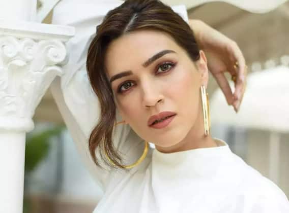 Women Centric Film: कम बजट में बनती हैं वुमेन सेंट्रिक फिल्में, कृति सेनन ने कहा - हिचकिचाते हैं लोग Women Centric Film: कम बजट में बनती हैं वुमेन सेंट्रिक फिल्में, कृति सेनन ने कहा - हिचकिचाते हैं लोग