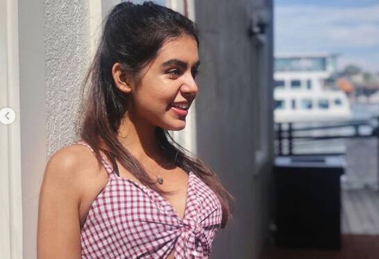 Imtiaz Ali Daughter: Imtiaz Ali's daughter is very sexy, shared such hot pictures on Insta...