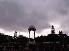 Bihar Weather: पटना में आज बारिश के साथ वज्रपात की चेतावनी, मधुबनी, सीतामढ़ी समेत इन जिलों के लोग रहें सावधान!