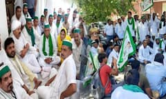 DM को संयुक्त किसान मोर्चा ने सौंपा ज्ञापन...देखिए गांव-शहर की 100 बड़ी खबरें एक क्लिक में