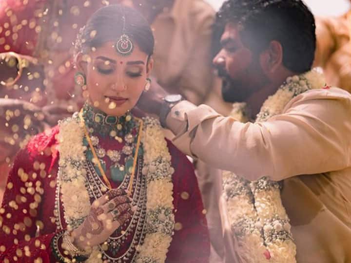 9 जून 2022 को चेन्नई के महाबलीपुरम में नयनतारा और विग्नेश ने सात फेरे लिए. शादी में बॉलीवुड और साउथ फिल्म इंडस्ट्री से जुड़े कई जाने-माने सेलेब्स शामिल हुए थे.