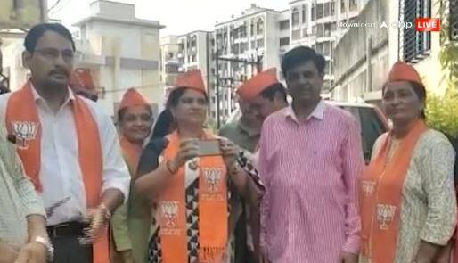 સુરતમાં ભાજપનું સદસ્યતા અભિયાન, મેયરે પોતાના વાૅર્ડમાં શરુ કર્યું અભિયાન