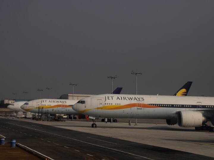 Jet Airways Invites Former Crew After Receiving AOC From DCGA Jet Airways Calls Back Its Former Crew, But There's A Catch