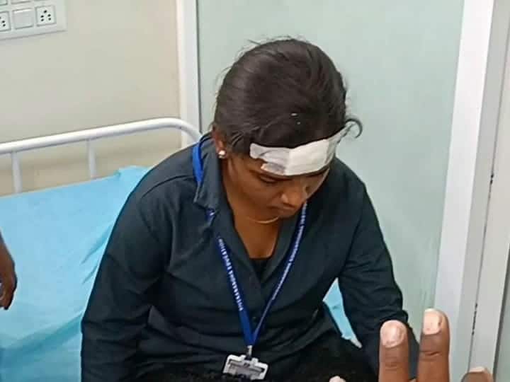 கரூர் அருகே கல்லூரி பேருந்து லாரி மீது மோதி விபத்து; 14 மாணவிகள் காயம்