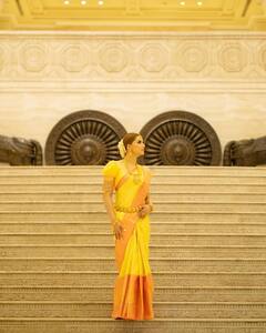 દુલ્હનના ગેટઅપમાં જોવા મળી ઉર્વશી રૌતેલા, સ્વર્ગની પરી જેવી લાગી સુંદર