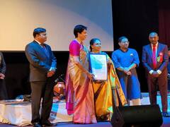 Sudha Ragunathan : அமெரிக்காவில் பாடகி சுதா ரகுநாதன் தினம் அறிவிப்பு.. கெளரவித்த நியூயார்க் மேயர்