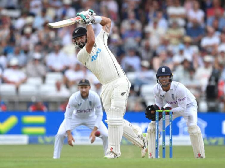 ENG vs NZ: Daryl Mitchell becomes 1st New Zealand player in 73 years to score 400 runs in Test series against England Daryl Mitchell: डॅरिल मिशेलचा मोठा पराक्रम, 73 वर्षानंतर इंग्लंडविरुद्ध कसोटी मालिकेत 400 धावा करणारा पहिला खेळाडू ठरला