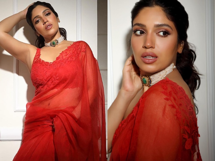 Red saree: Best Red Saree For Women - The Economic Times