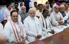 Draupadi Murmu ने राष्ट्रपति पद के लिए दाखिल किया नामांकन, PM Modi समेत तमाम दिग्गज नेता रहे मौजूद