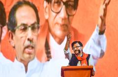 केंद्रीय मंत्री ने शरद पवार को दी धमकी, कहा सरकार बचाने की कोशिश की तो घर नहीं जाने देंगे- संजय राऊत