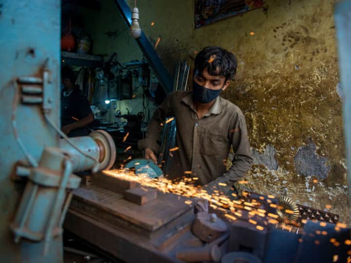 NSO Periodic Labour Force Survey Report Says India Work Population Ratio 39 percent. See Data on Unemployment Rate, Average Incomes India’s Work Population Ratio Is 39.8%, Latest NSO Report Says. See Data on Unemployment Rate, Incomes