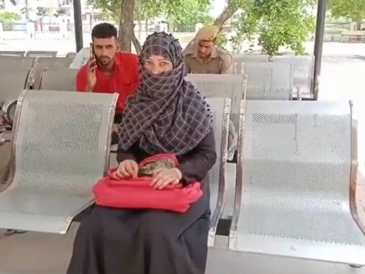 Kanpur Dehat Uttar Pradesh Case of triple talaq divorced woman in hope of justice ANN Kanpur Dehat News: इंसाफ की आस में दर-दर भटक रही तीन तलाक पीड़िता, अधिकारियों से लगाई गुहार