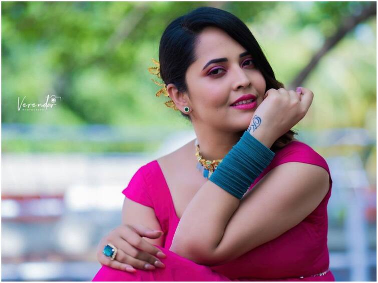 Did Anasuya Bharadwaj rejected pakka commercial film director Maruthi offer Anasuya Bharadwaj: మారుతి ఆఫర్ రిజెక్ట్ చేసిన అనసూయ