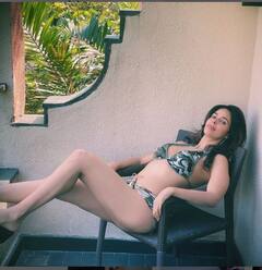 બોલિવૂડની બોલ્ડ અભિનેત્રી મલ્લિકાનો બિકીની અવતાર