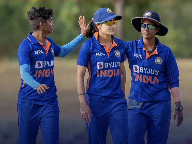 SL (W) vs IND (W): India Women Won Match by 5 Wickets Against Sri Lanka Women SL vs IND: श्रीलंकेचा पाच विकेट्सनं पराभव, भारताची मालिकेत 2-0 नं आघाडी