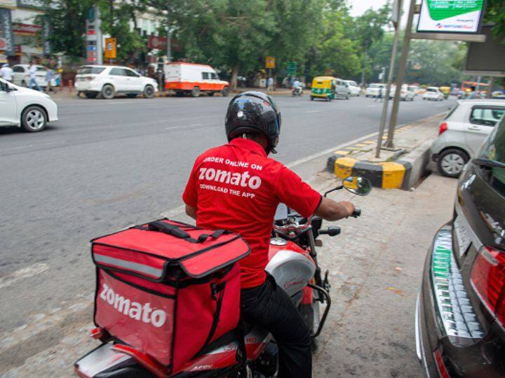 Decoding Zomato’s Blinkit Acquisition To Take On The Big Boys In The Quick-Delivery Market