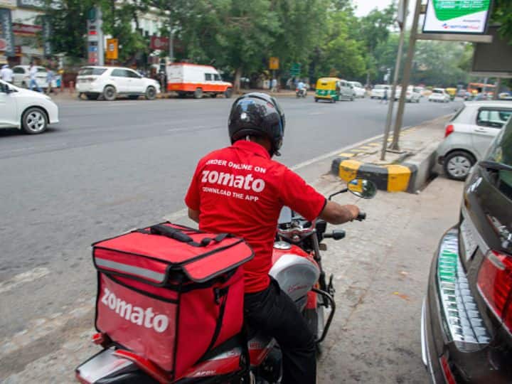 Decoding Zomato’s Blinkit Acquisition To Take On The Big Boys In The Quick-Delivery Market 