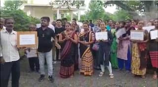 Navsari: ઓરડા વગર શાળા પ્રવેશ મહોત્સવ! આ ગામના લોકોએ નોંધાવ્યો વિરોધ