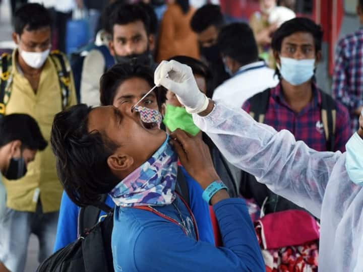 West Bengal Coronavirus Updates: 551 new cases, 248 recoveries with 0 death recorded in 24 hours in the state WB Corona Cases: একদিনে আক্রান্ত পাঁচশোরও বেশি, লাফিয়ে বাড়ল পজিটিভিটি রেট