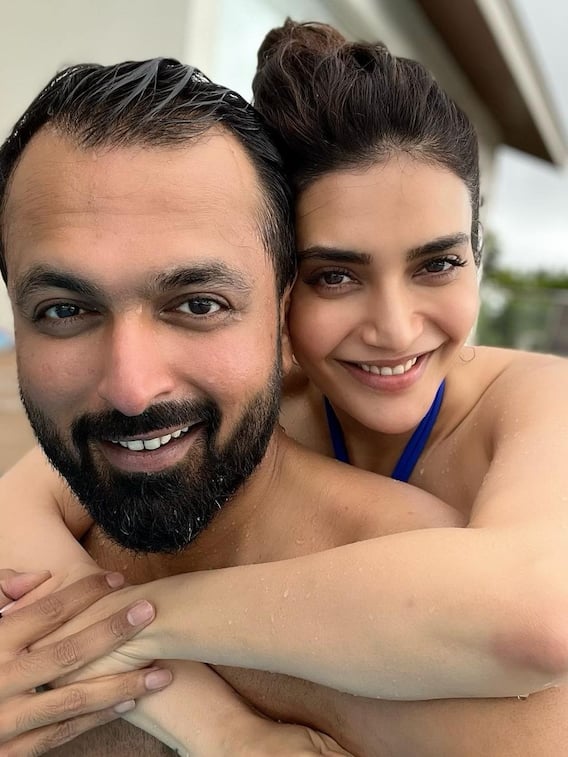 पति के संग पूल में कुछ यूं रोमांटिक हुईं करिश्मा तन्ना