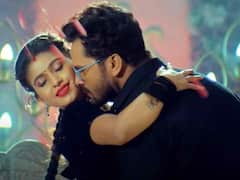 Bhojpuri Song: 'दिहला दरदिया दुनो तरफ' में Komal Singh के साथ रोमांस फरमाते दिखे Khesari, इंटरनेट पर छाया रोमांटिक समां