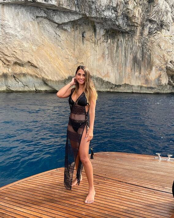 ખૂબ સુંદર છે Lionel Messiની પત્ની