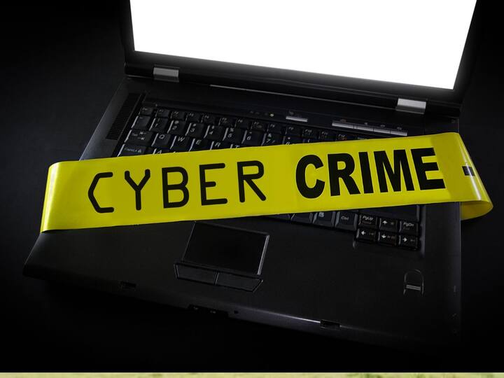 rising cyber cases in vizag Cyber Crime: ఆరు నెలల్లోనే ఐదు కోట్లు హాంఫట్‌- విశాఖలో పెరుగుతున్న సైబర్ నేరాలు