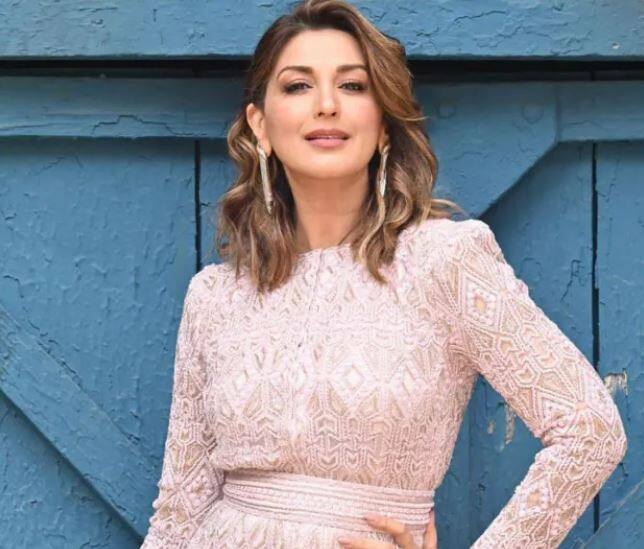 sonali bendre reveals film industry and director were in pressure of underworld  Sonali Bendre નો ખુલાસો, એ સમયે નિર્દેશકો ઉપર અંડરવર્લ્ડનું પ્રેશર રહેતું