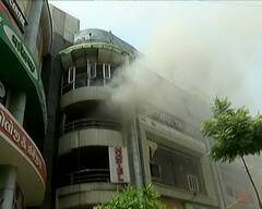 FIRE: અમદાવાદના પરિમલ ગાર્ડન પાસે લાગી ભીષણ આગ, ફાયરની 8 ગાડીઓ ઘટના સ્થળે