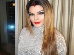 Rakhi Sawant Video: राखी सावंत को अब चाहिए 16 साल का बॉयफ्रेंड, जानिए क्या है वजह