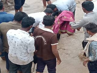 Aurangabad: महिलेसह दोन मुली गेल्या वाहून; तर एकाचा वीज पडून मृत्यू, पावसाचा कहर
