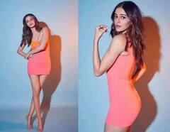 અનન્યા પાંડેનો બોડીકોન ડ્રેસમાં હોટ અંદાજ, જુઓ બોલ્ડ તસવીરો